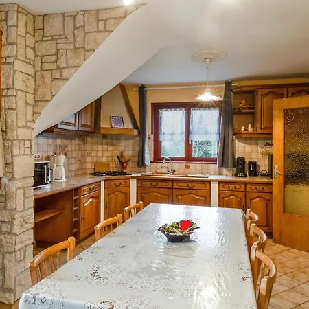 Дом отдыха Maison Charmante A Avec Vue Sur La Montagne